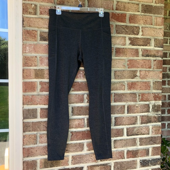 Avia grey & black with white stripes active leggings Like New - 2 pair bundle - Picture 10 of 16